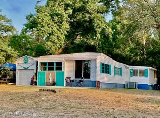 7703 E Yacht Dr NE, Oak Island, NC 28465