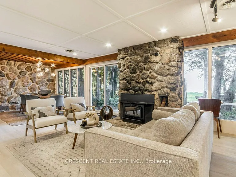 37 Georgian Manor Dr — Photo 5