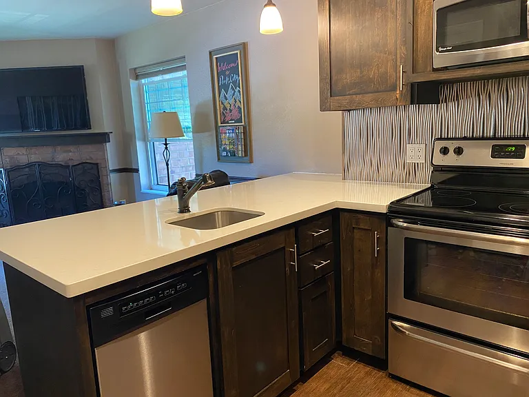 1637 Shortline Rd #107 — Photo 3