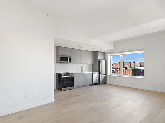 3rd image of 445 Gerard Ave APT 227