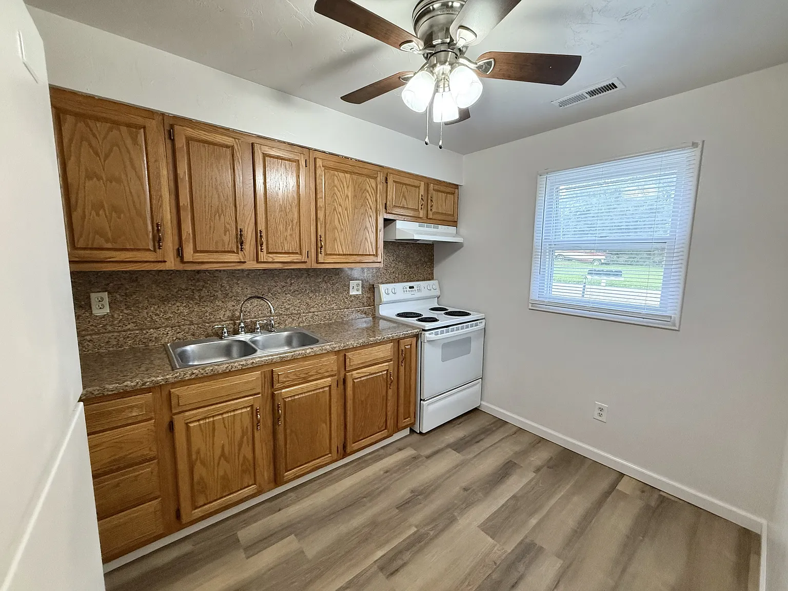 Wooster Drive - 3104 — Photo 4