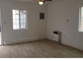 325 W 8th St, San Pedro, CA 90731