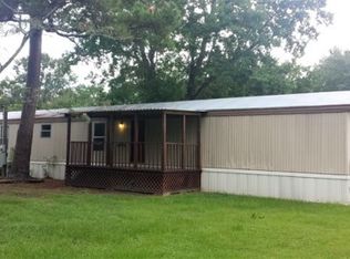 504 S Gibson St, Huntington, TX 75949