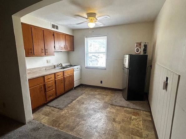 1713 Warwood Ave APT 2, Wheeling, WV 26003