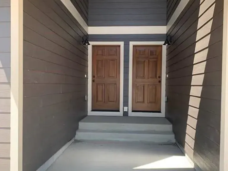1305 Bunson Blvd — Photo 2