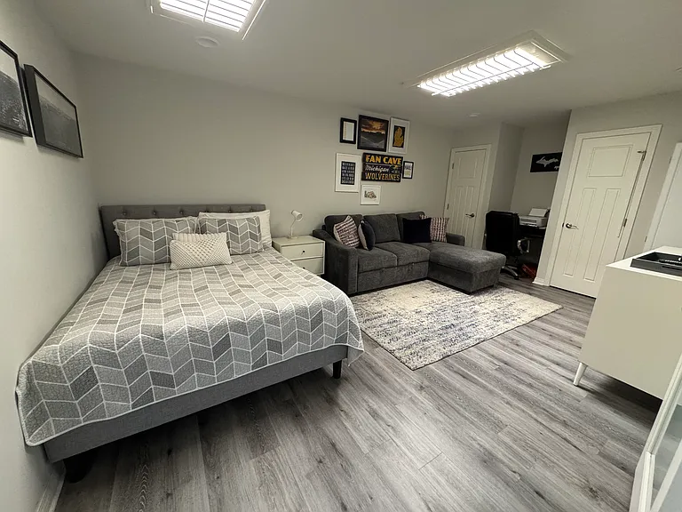 89 Avenida Las Palmas — Photo 6