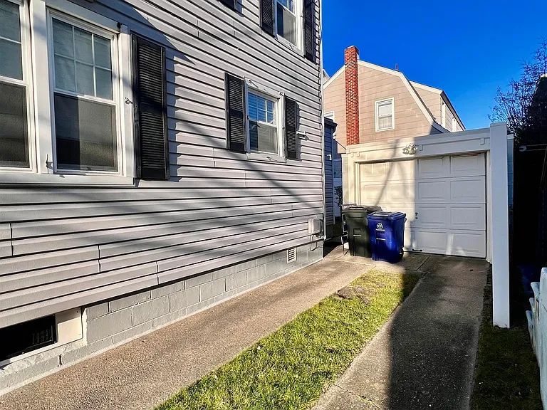 3 N Delavan Ave — Photo 26