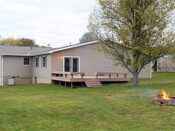 5th image of 111 Pine Dr