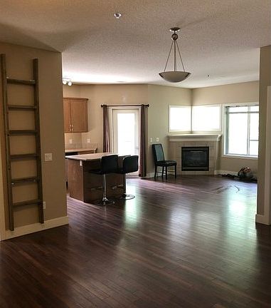3rd image of 10525 80th Ave NW