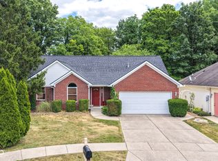4257 W Summerhaven Dr, New Palestine, IN 46163