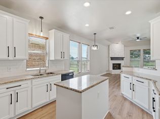1581 Meadows Ave, Argyle, TX 76226