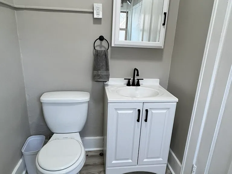 1946 E Main St #20 — Photo 6