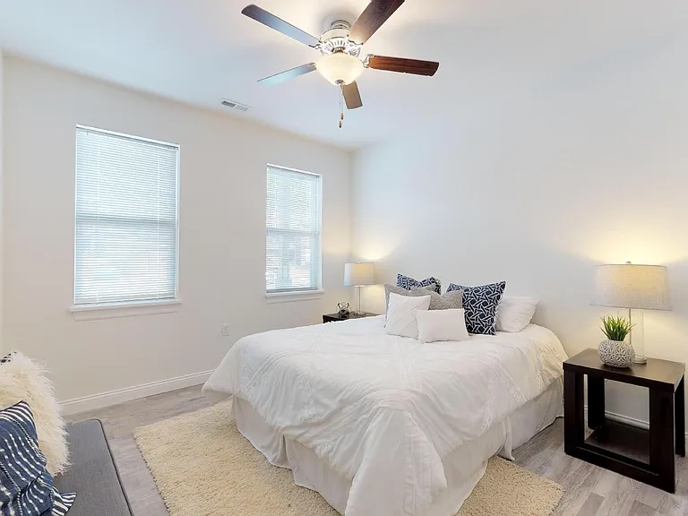 1001 Russell Blvd — Photo 19