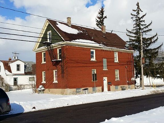 3rd image of 3204 Hyde Park Blvd