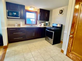 48 Dimmock St #B, Quincy, MA 02169