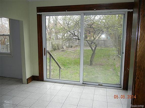 5th image of 1217 N Rademacher St