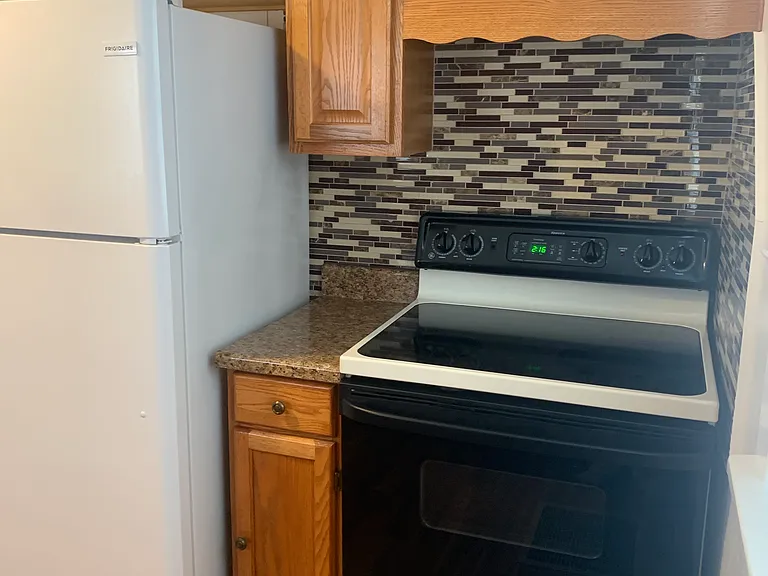 70 Harmony Dr #B — Photo 3