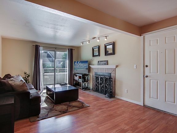 3rd image of 21305 52nd Ave W APT A202