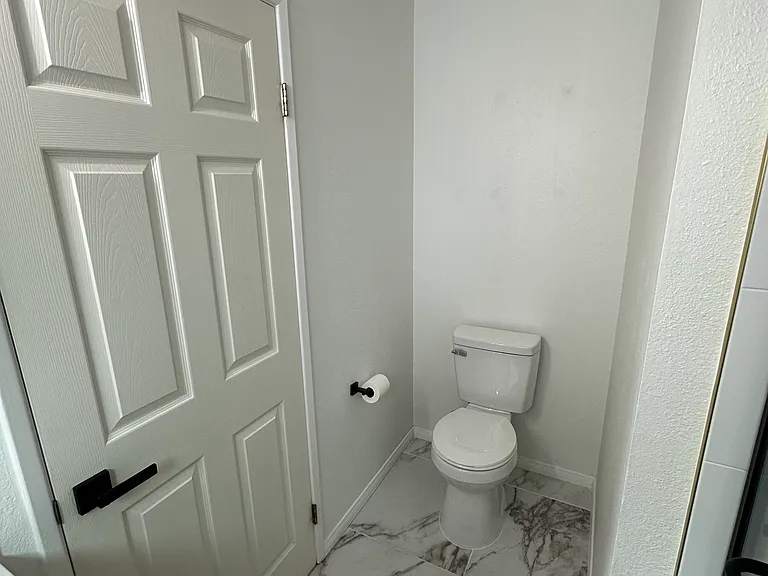 1118 Persimmon Ave — Photo 13