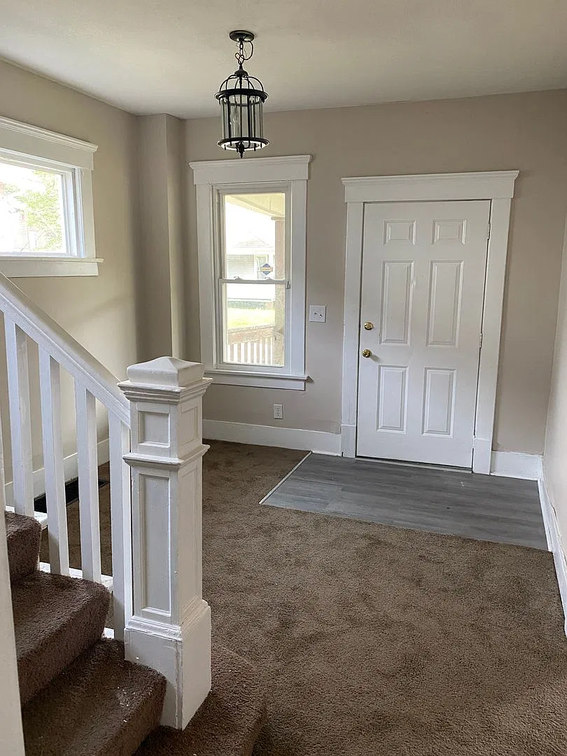 Large 3 Bedroom NW Canton House for Rent — Photo 2