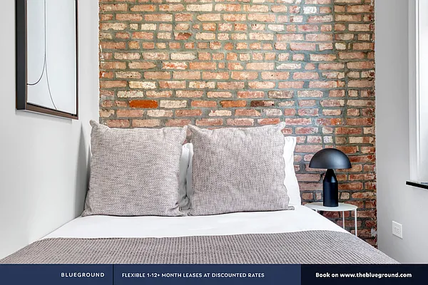 Rented by The Blueground | media 30