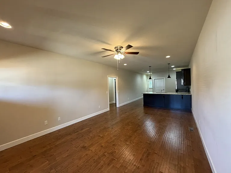 634 Cooper Sq — Photo 5