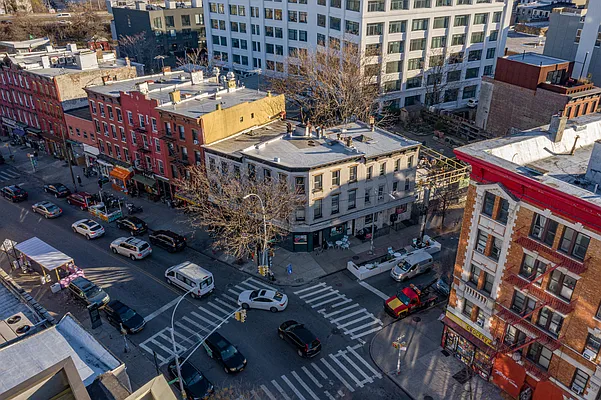 Rented by Worth Property Group | media 19