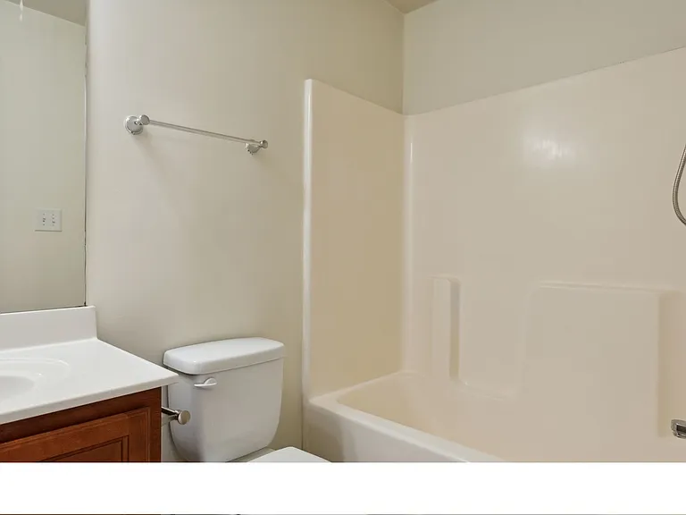 1652 Coleville Oak Ln — Photo 21
