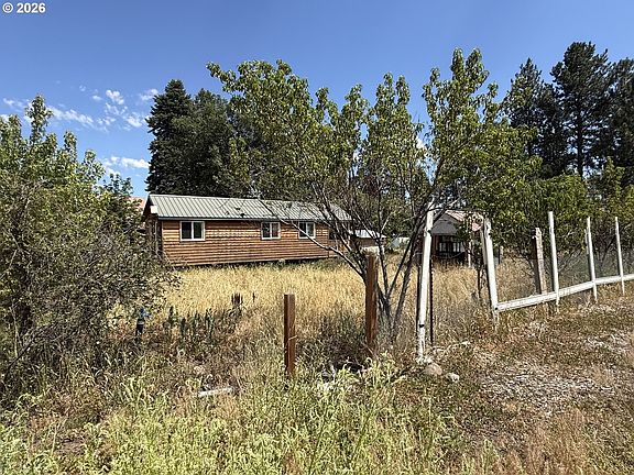 2nd image of 283 Bisher St