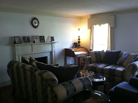 Formal Living Room 16.1x15.4