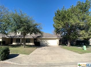 3020/3022 Pine Valley Dr, New Braunfels, TX 78130