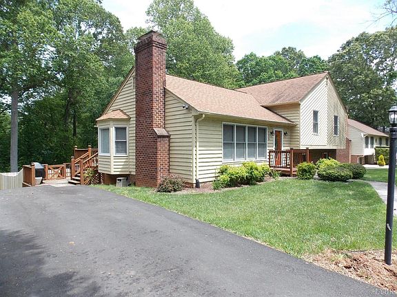 4th image of 106 Moultire Pl