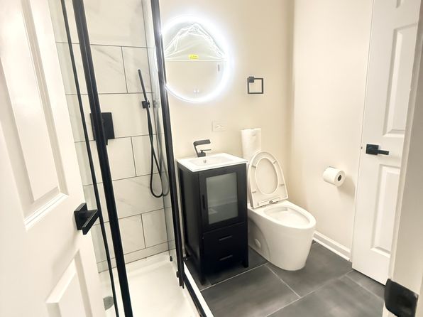 4734 S Saint Lawrence Ave APT 1N