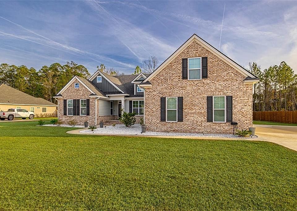 1st image of 142 Belmont Cir
