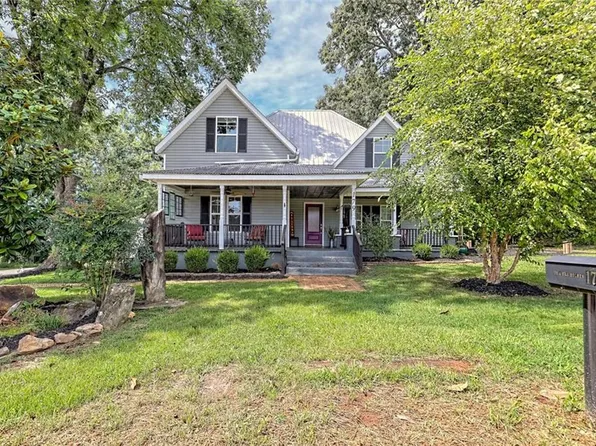 179 Sunshine Cir, Cornelia, GA 30531