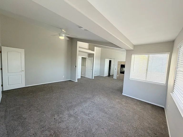 6116 Rabbit Track St — Photo 8