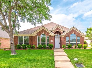 207 Meredith Ct, Irving, TX 75063