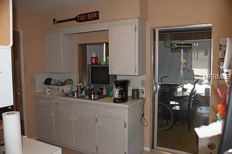 4th image of 2455 Breakwater Cir