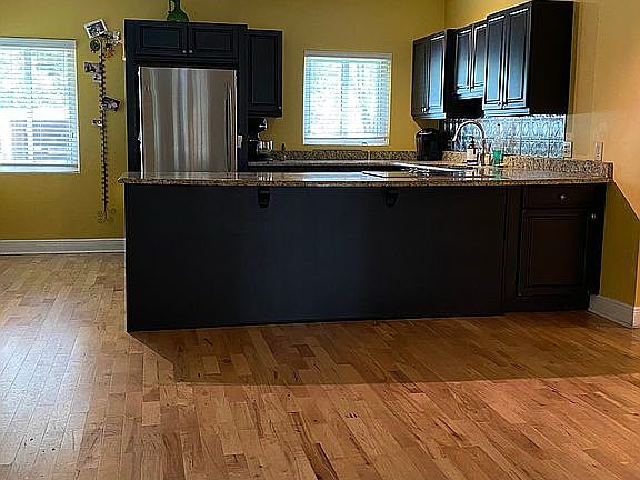 5th image of 124 N Lost Lake Ln
