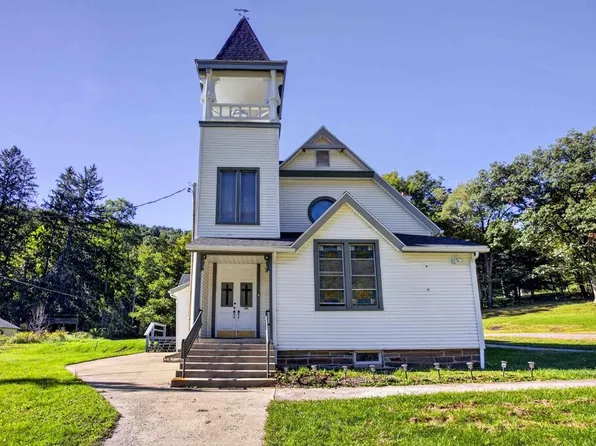 3 Canton St, Roaring Branch, PA 17765
