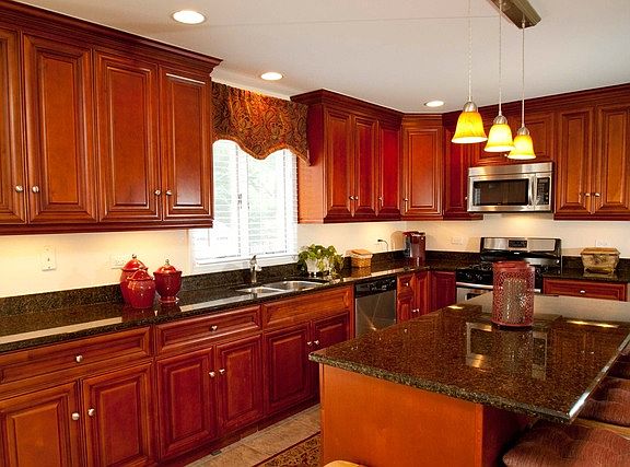 4th image of 677 Wortham Dr