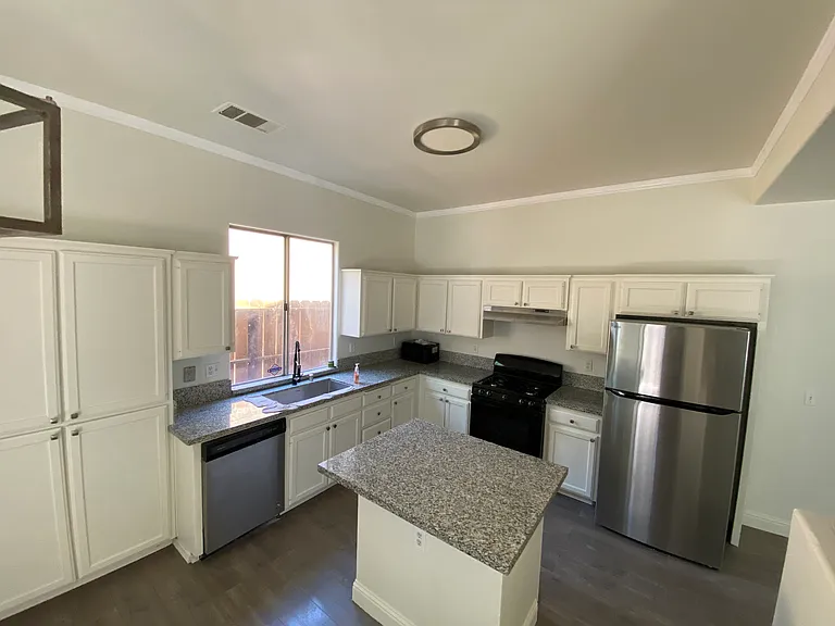 5260 E Wildflower Ln — Photo 6