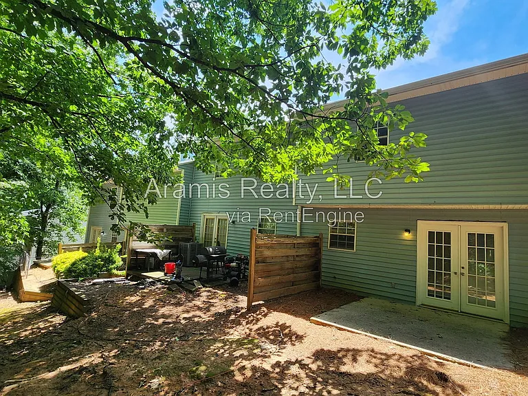 2320 Highpoint Rd #1 — Photo 11
