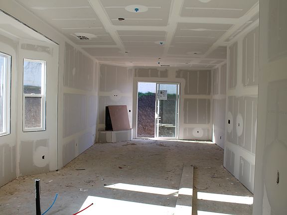 4th image of 87 San Antonio Street