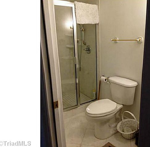2nd image of 206 N Elam Ave