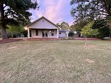 2760 Louisville Road - 1 — Photo 1