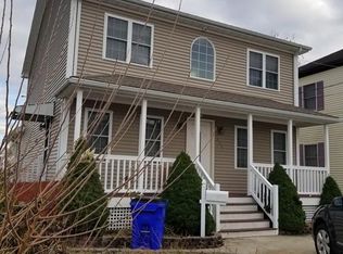 111 Varley St, Fall River, MA 02723