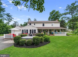 425 Delaware Ave, Delanco, NJ 08075