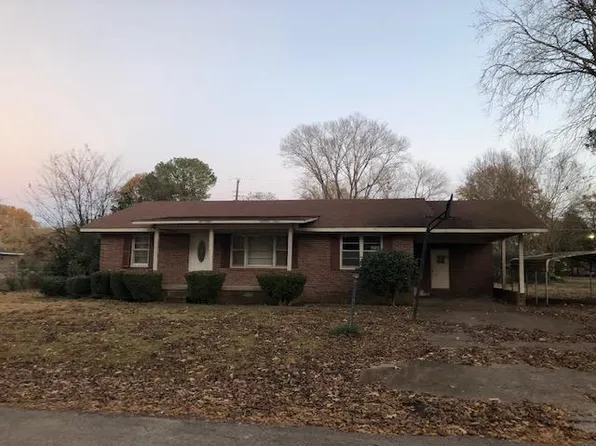 550 Park St, Baldwyn, MS 38824