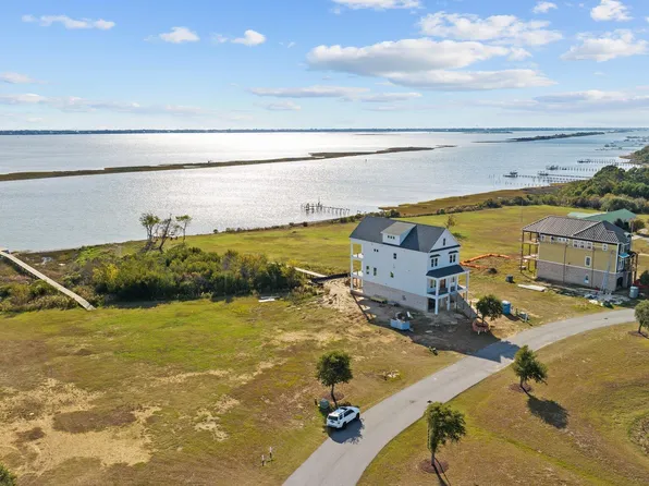 410 Kensington Place, Newport, NC 28570